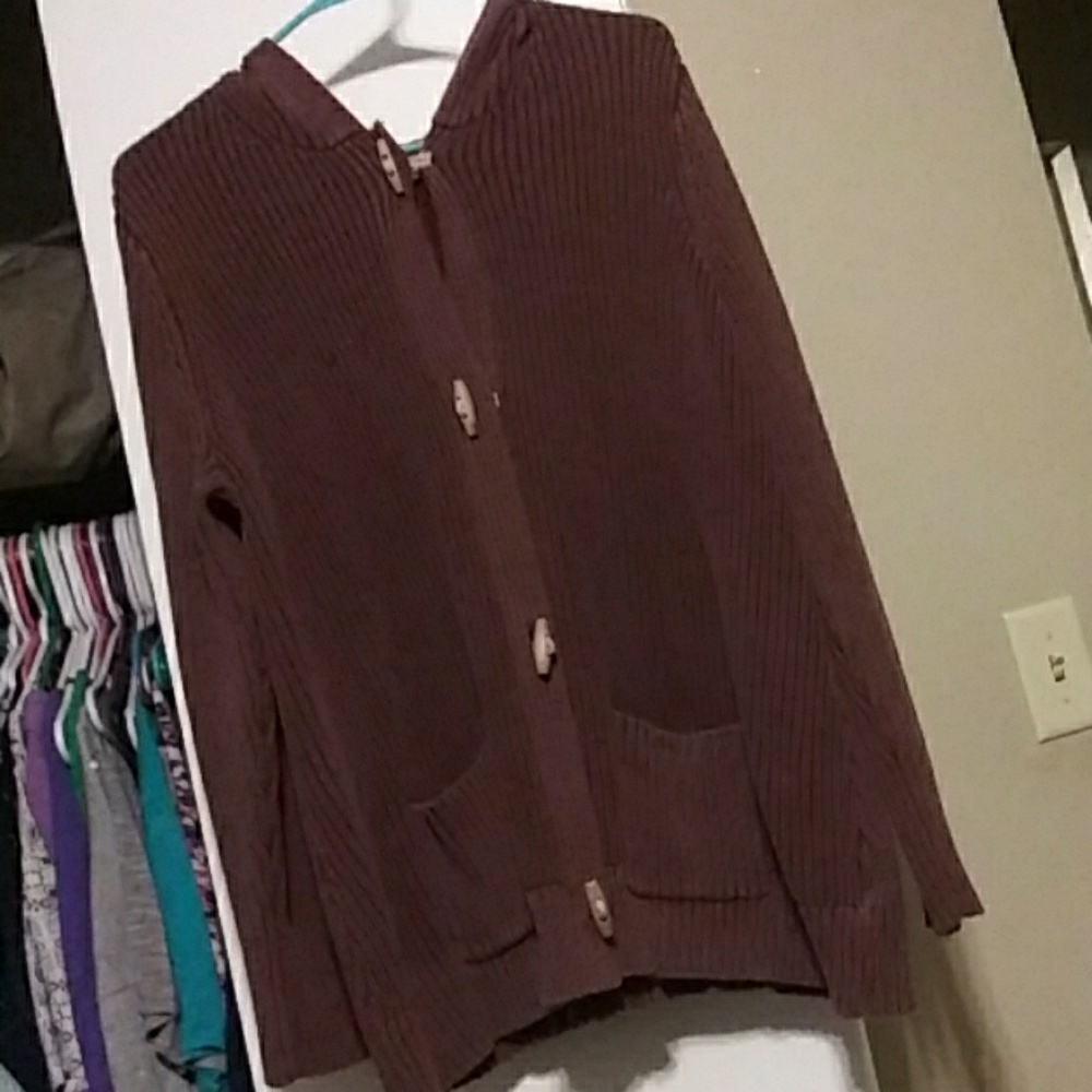 RuffHewn 2x super comfy sweater